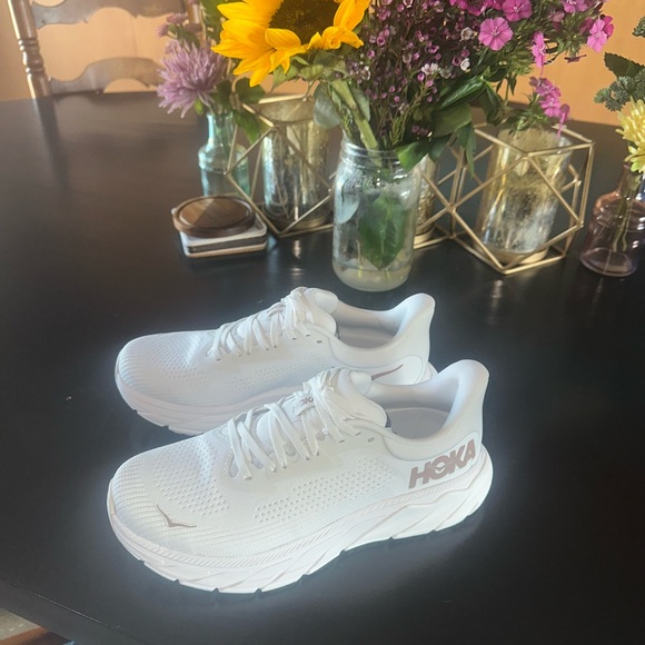 Hoka Shoes - Hoka White Athletic Sneakers - Never Used